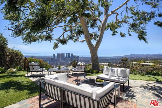 9302 Nightingale Drive, Los Angeles, CA 90069