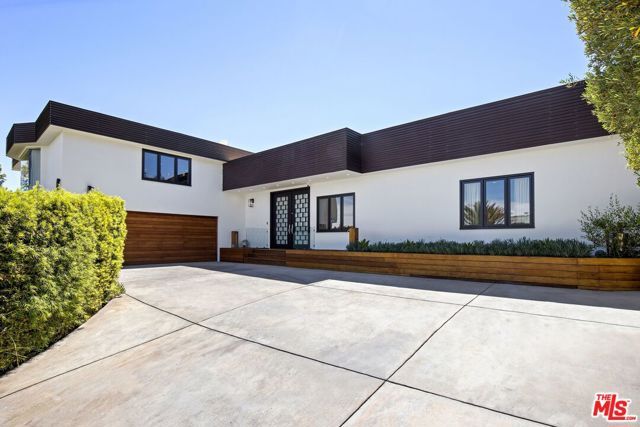 9302 Nightingale Drive, Los Angeles, CA 90069