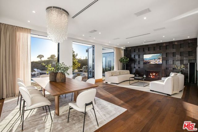 9302 Nightingale Drive, Los Angeles, CA 90069