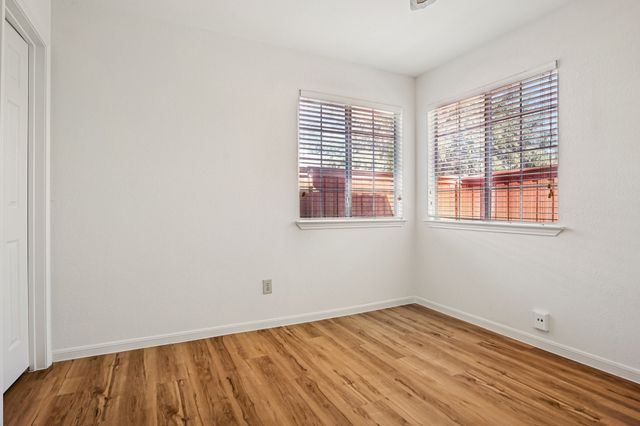 401 Dakota Trail, Irving, TX 75063