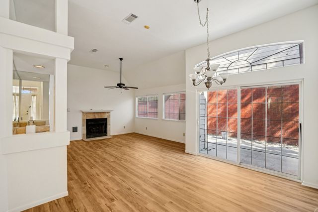 401 Dakota Trail, Irving, TX 75063