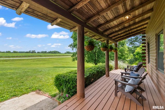 1850 E BARBER Road, Sherman, IL 62684