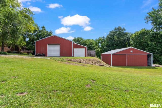 1850 E BARBER Road, Sherman, IL 62684