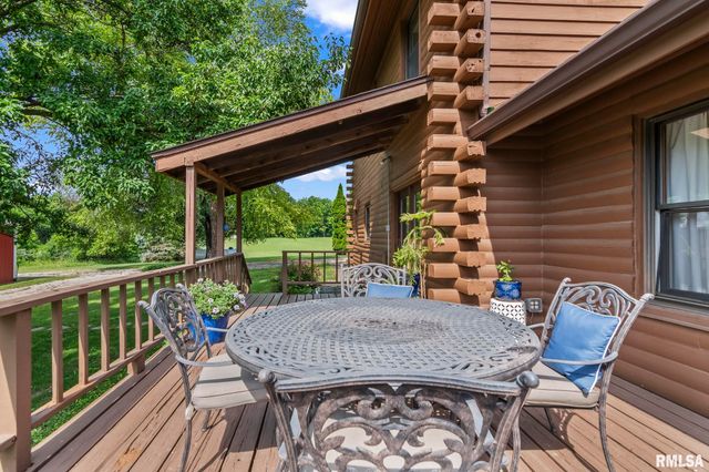 1850 E BARBER Road, Sherman, IL 62684