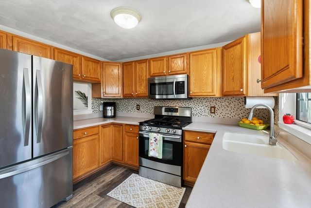 100 Juniper Lane 100, Tewksbury, MA 01876