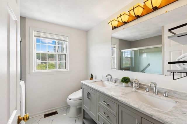 100 Juniper Lane 100, Tewksbury, MA 01876