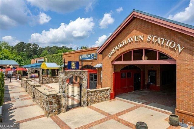 3606 Ashcroft Bend NE, Brookhaven, GA 30319