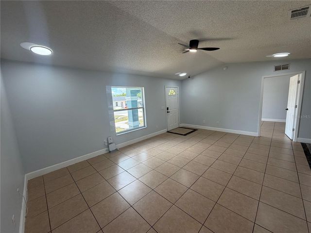 36 PECAN RUN COURSE, Ocala, FL 34472