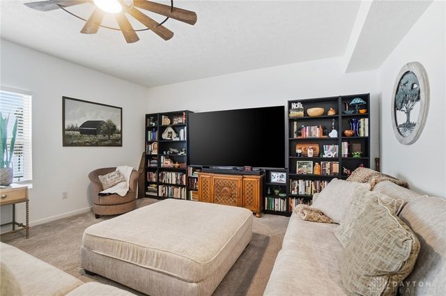 121 Mound Builder Place, Carlisle, OH 45005