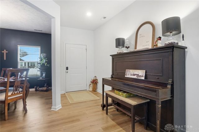 121 Mound Builder Place, Carlisle, OH 45005