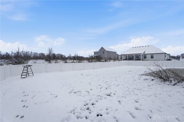 121 Mound Builder Place, Carlisle, OH 45005