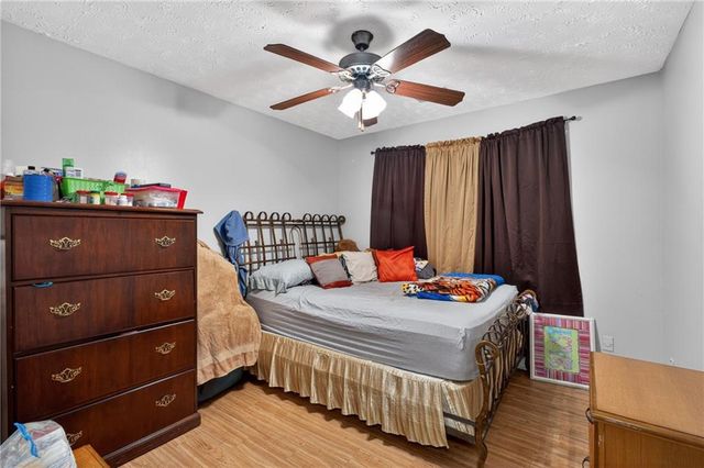 105 Prestwyck Oak Place, Lawrenceville, GA 30043
