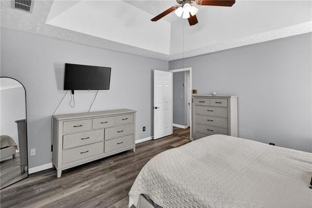 105 Prestwyck Oak Place, Lawrenceville, GA 30043