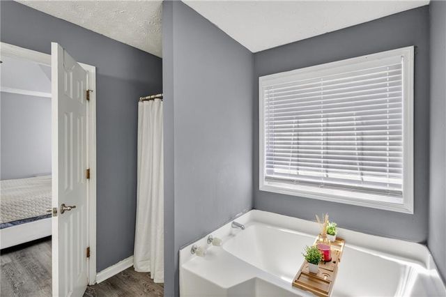 105 Prestwyck Oak Place, Lawrenceville, GA 30043