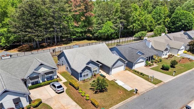105 Prestwyck Oak Place, Lawrenceville, GA 30043