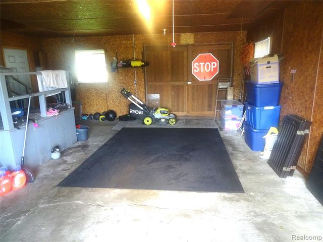 4694 King Road, Saginaw, MI 48601