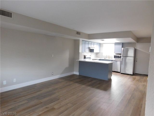 6315 West Washington Avenue, Las Vegas, NV 89107