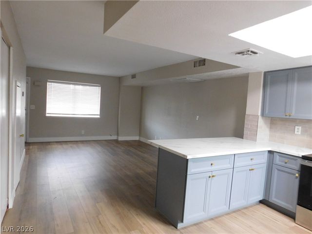 6315 West Washington Avenue, Las Vegas, NV 89107