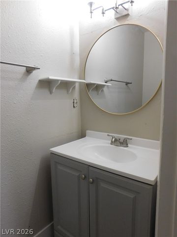 6315 West Washington Avenue, Las Vegas, NV 89107