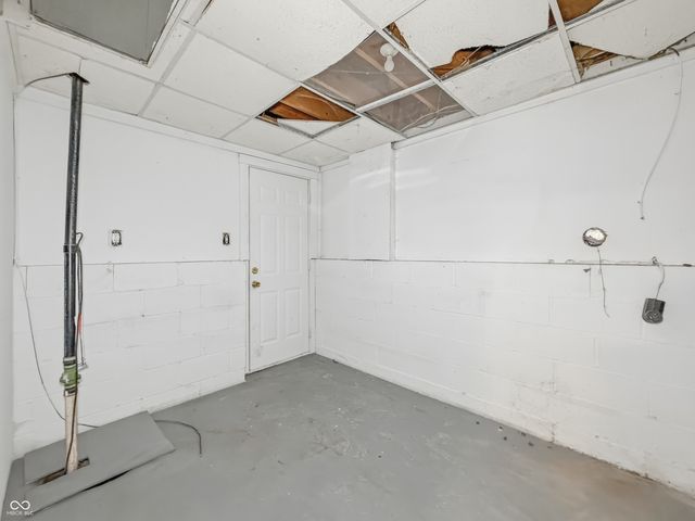 2644 Fairhaven Drive, Indianapolis, IN 46229