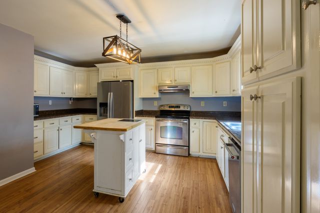 1203 Highway 49, Erin, TN 37061