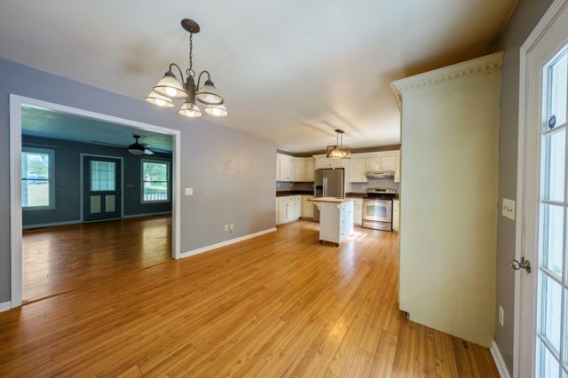 1203 Highway 49, Erin, TN 37061