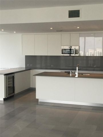 88 SW 7th St 3711, Miami, FL 33130