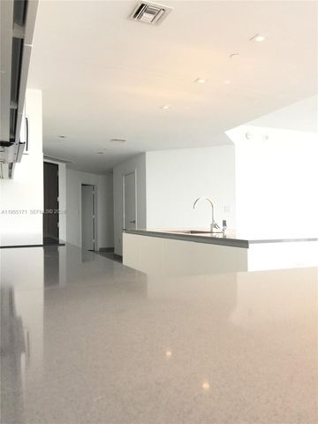 88 SW 7th St 3711, Miami, FL 33130