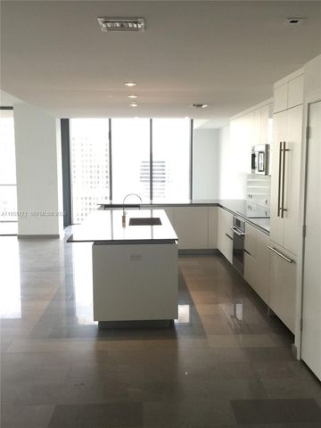 88 SW 7th St 3711, Miami, FL 33130