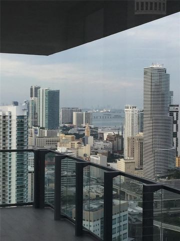 88 SW 7th St 3711, Miami, FL 33130