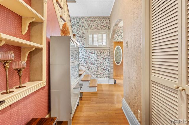 913 W Main Street, Collinsville, IL 62234