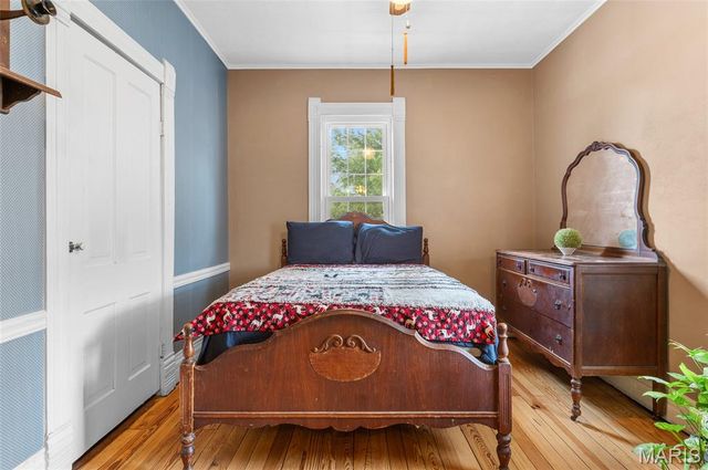 913 W Main Street, Collinsville, IL 62234