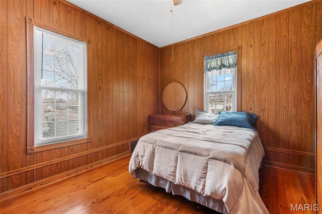 913 W Main Street, Collinsville, IL 62234