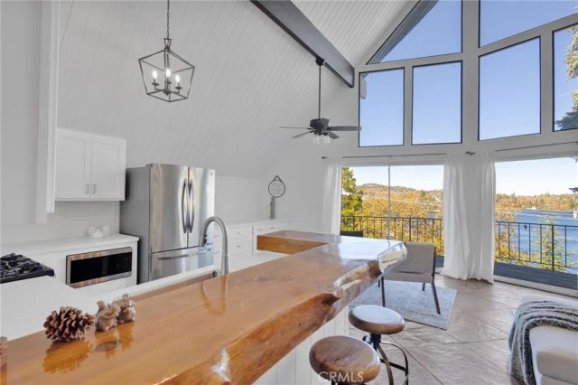 28919 Palisades, Lake Arrowhead, CA 92352