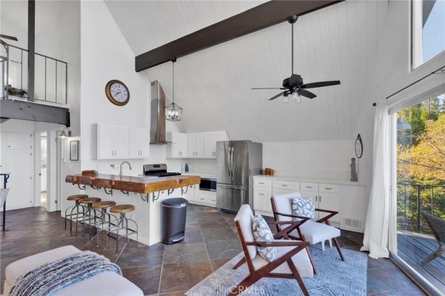28919 Palisades, Lake Arrowhead, CA 92352
