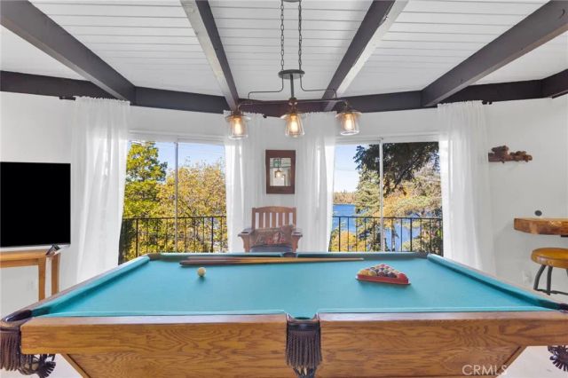 28919 Palisades, Lake Arrowhead, CA 92352