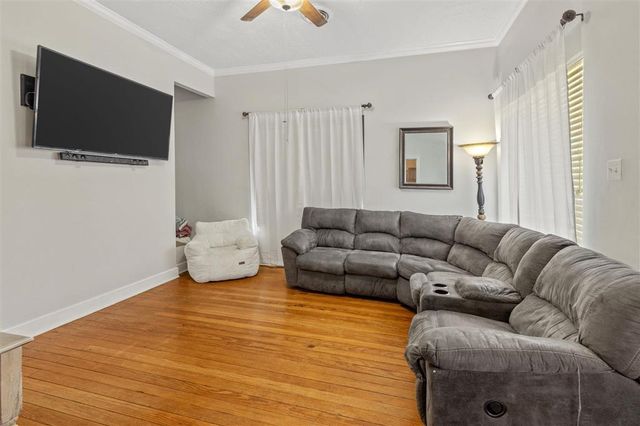 519 Davis Street, Jennings, LA 70546