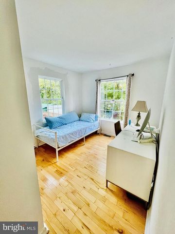 452 LINCOLN DR, Glen Burnie, MD 21060