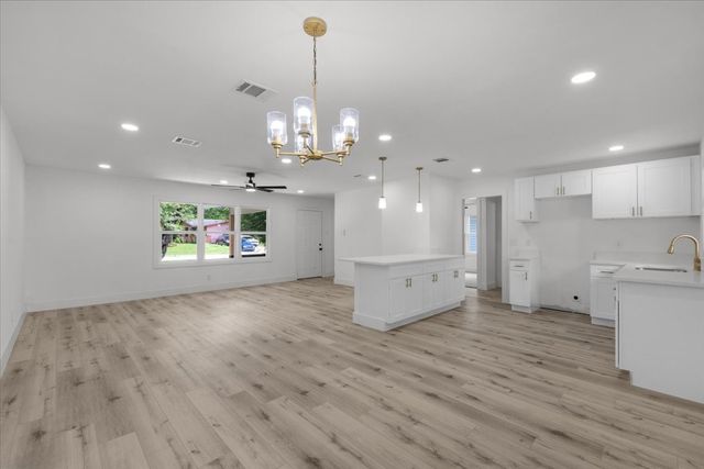 4343 Vanette Lane, Dallas, TX 75216