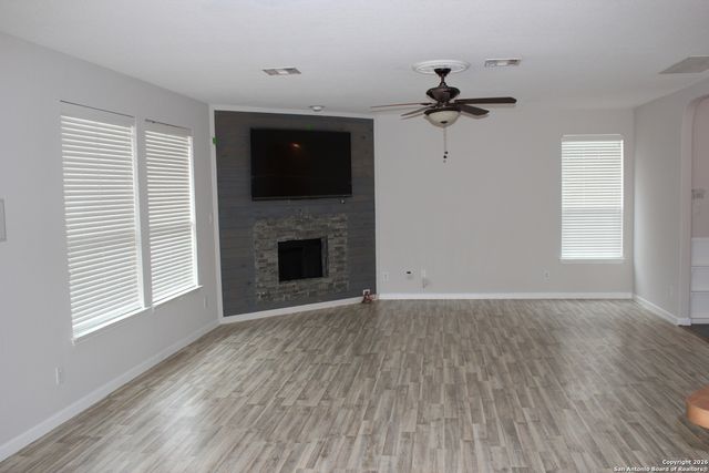 427 Sleepy Daisy, San Antonio, TX 78245