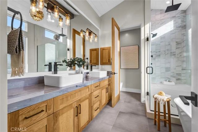 2016 Farrell Avenue B, Redondo Beach, CA 90278