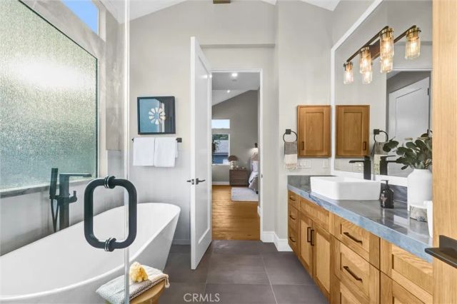 2016 Farrell Avenue B, Redondo Beach, CA 90278