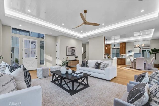 2016 Farrell Avenue B, Redondo Beach, CA 90278