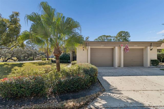 2501 OAK CIRCLE 2501, Tarpon Springs, FL 34689