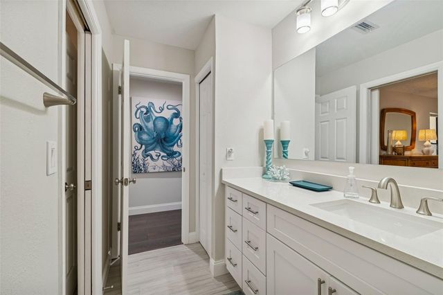 2501 OAK CIRCLE 2501, Tarpon Springs, FL 34689