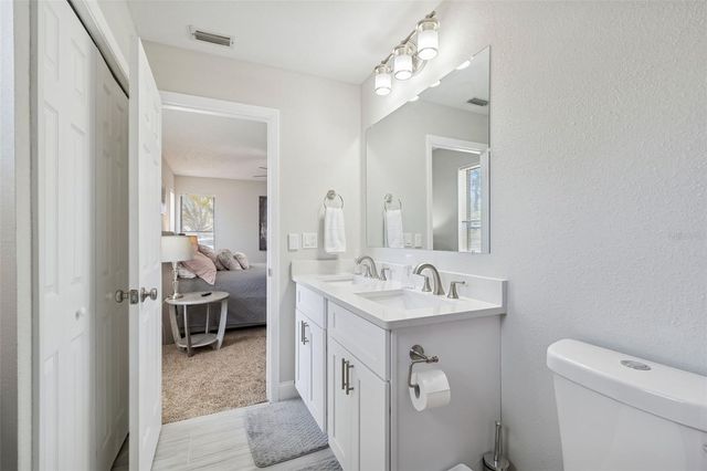 2501 OAK CIRCLE 2501, Tarpon Springs, FL 34689