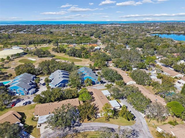 2501 OAK CIRCLE 2501, Tarpon Springs, FL 34689