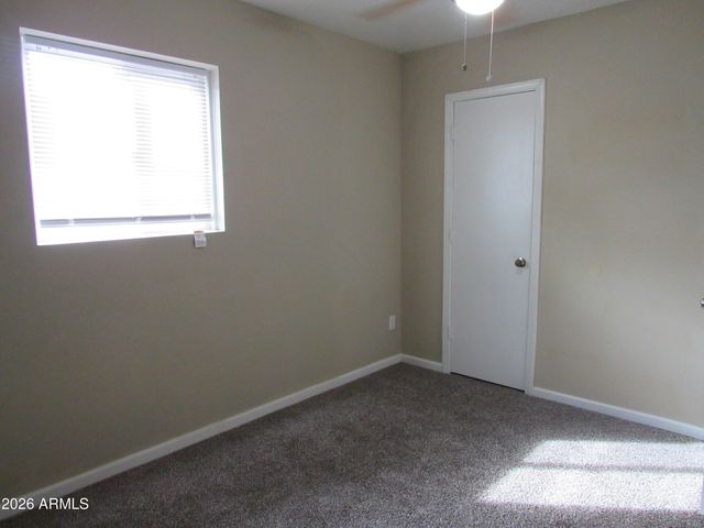 4624 S 19TH Avenue, Phoenix, AZ 85041