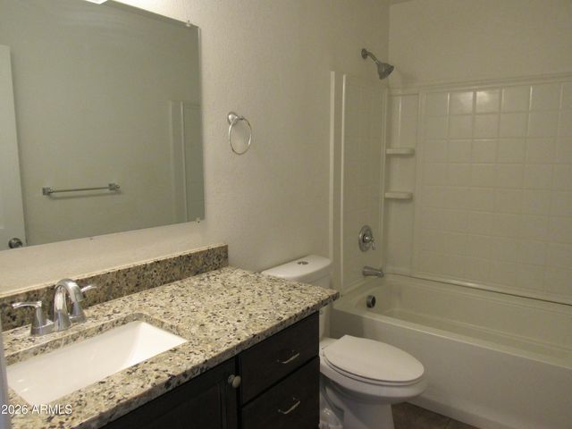 4624 S 19TH Avenue, Phoenix, AZ 85041