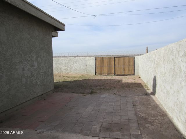 4624 S 19TH Avenue, Phoenix, AZ 85041